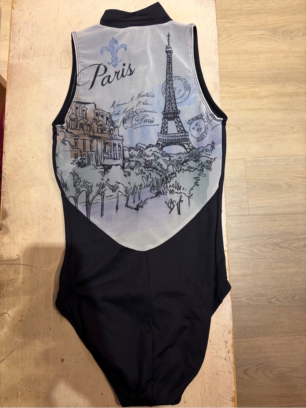 Ainsliewear Paris NWT Retired Leotard Adult Medium